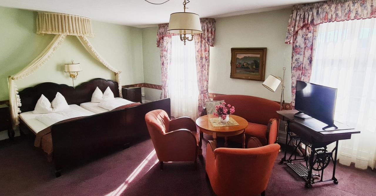 Historisches Hotel Zum Schwan Bad Karlshafen Extérieur photo