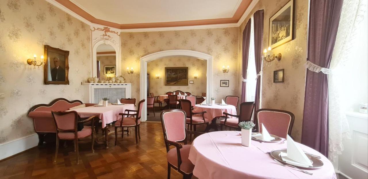 Historisches Hotel Zum Schwan Bad Karlshafen Extérieur photo